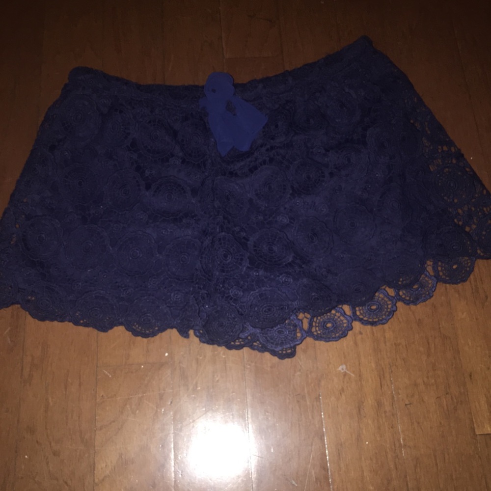Navy tie up shorts